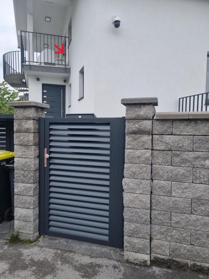 Ohana Apartment Ljubljana Eksteriør bilde