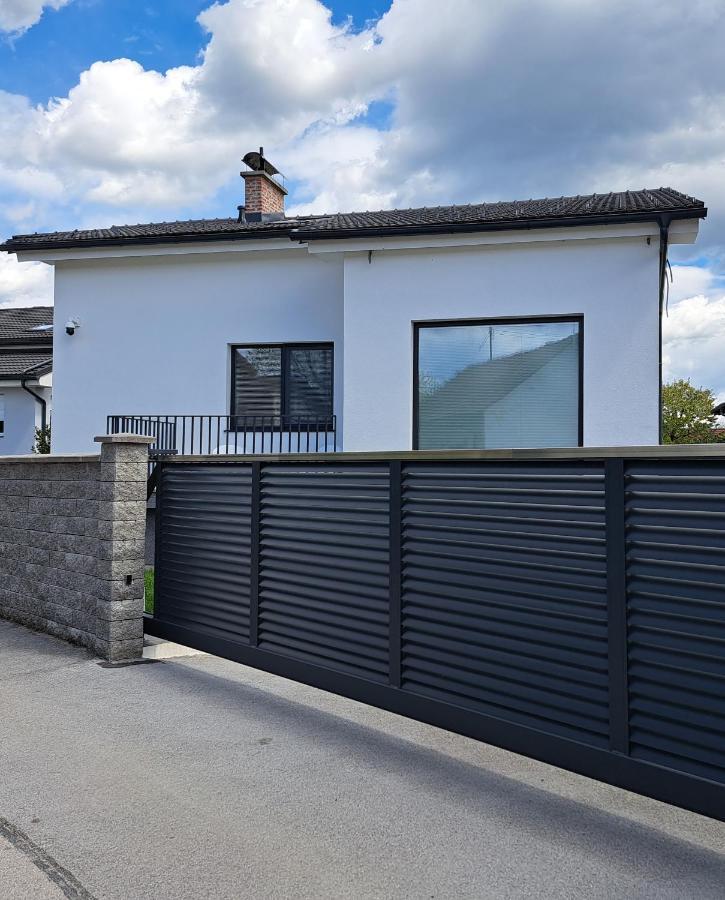 Ohana Apartment Ljubljana Eksteriør bilde